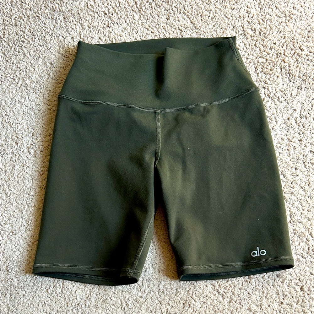 ALO Yoga 7" High-Waist Biker Short